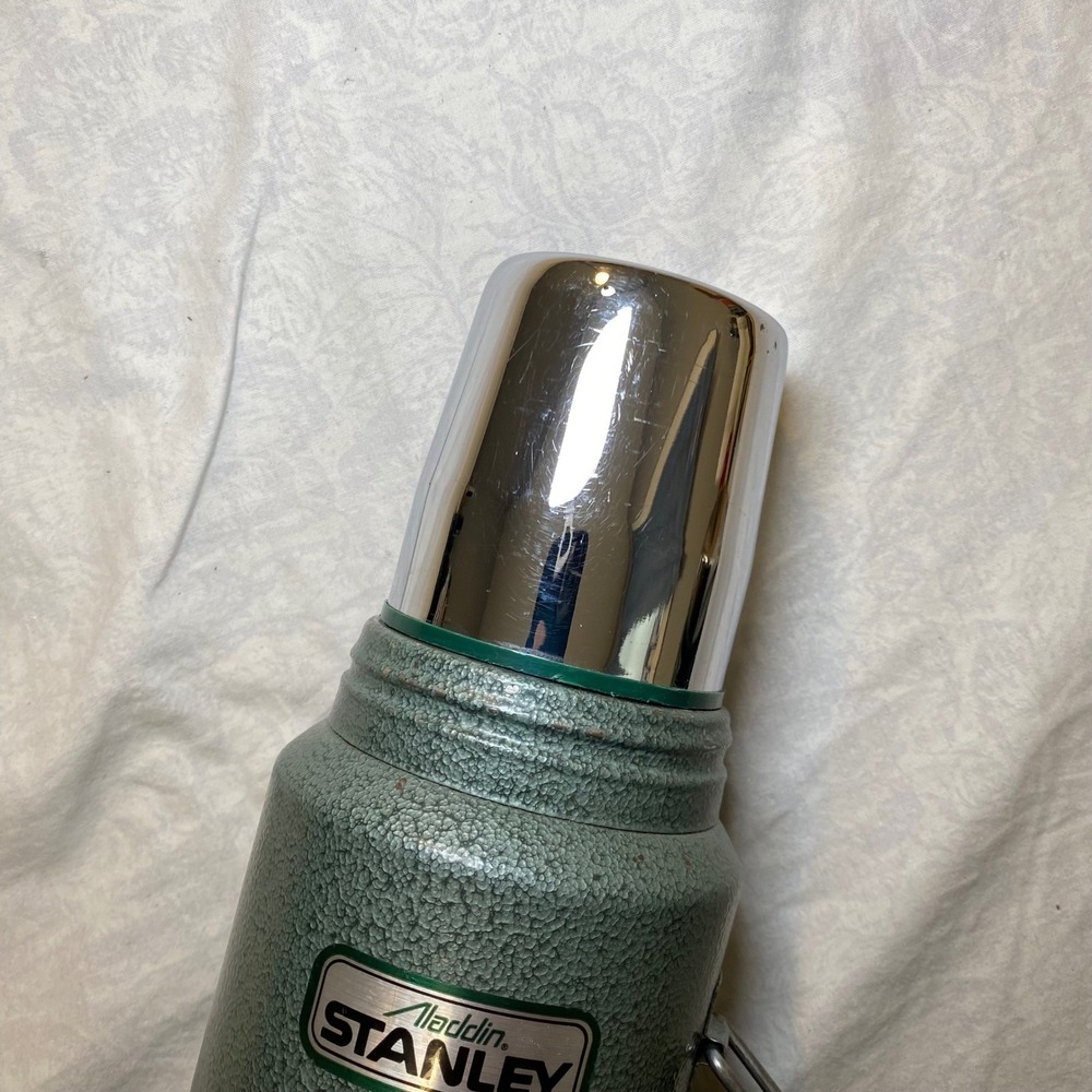 Vintage 1993 Aladdin Stanley A-944DH Quart Thermos Green Hammertone USA - Picture 4 of 14